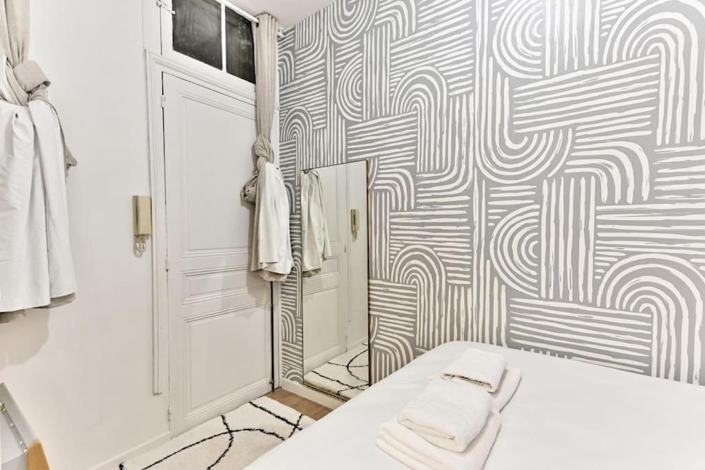 Appartement Central Proche Atelier Des Lumieres Paris Ngoại thất bức ảnh
